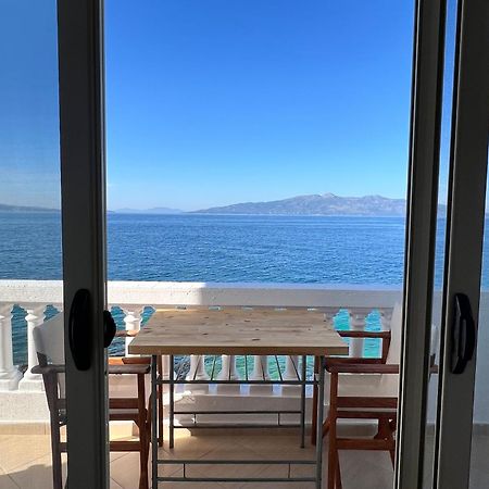 Bed and Breakfast Rock Star-Pllakat Sarandë Exteriér fotografie
