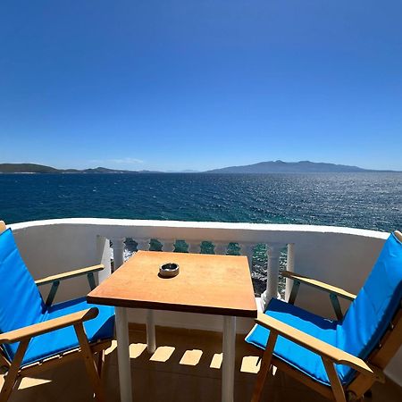 Bed and Breakfast Rock Star-Pllakat Sarandë Exteriér fotografie