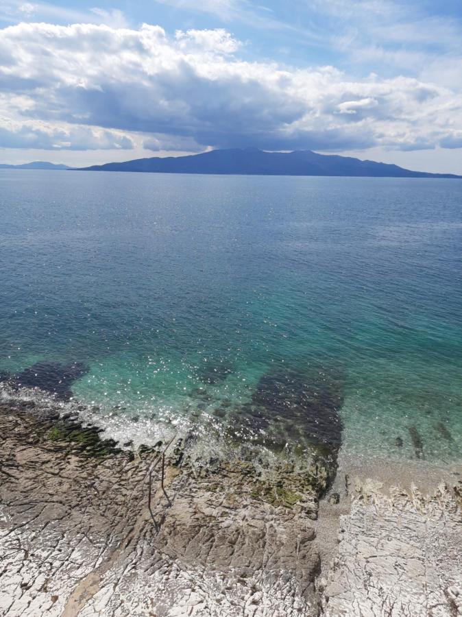 Bed and Breakfast Rock Star-Pllakat Sarandë Exteriér fotografie
