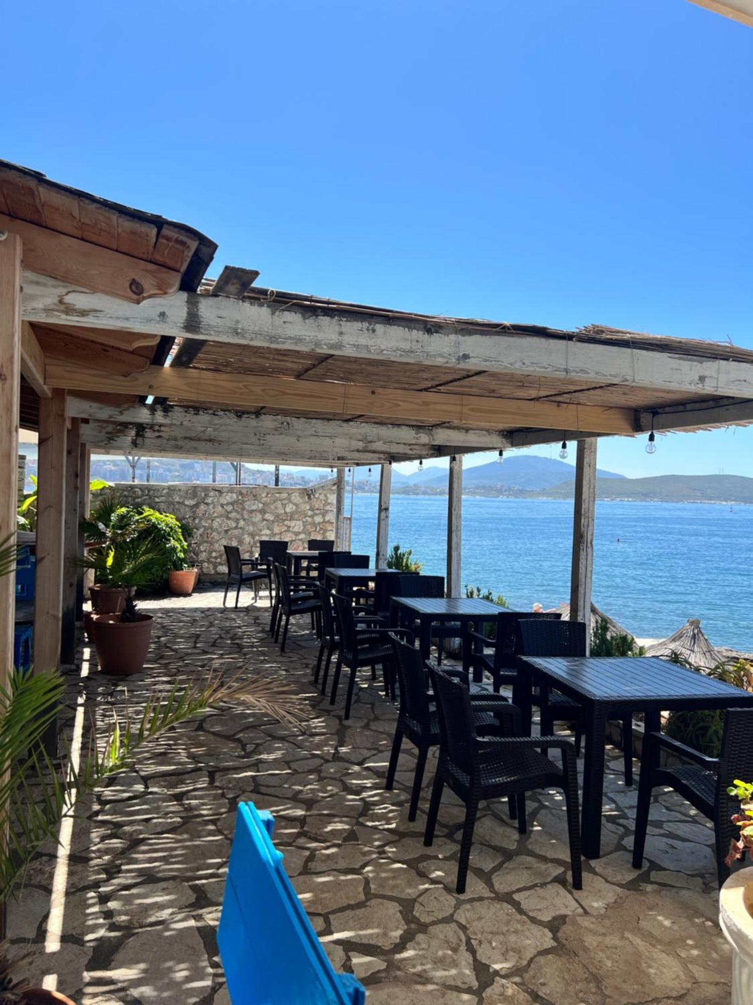 Bed and Breakfast Rock Star-Pllakat Sarandë Exteriér fotografie